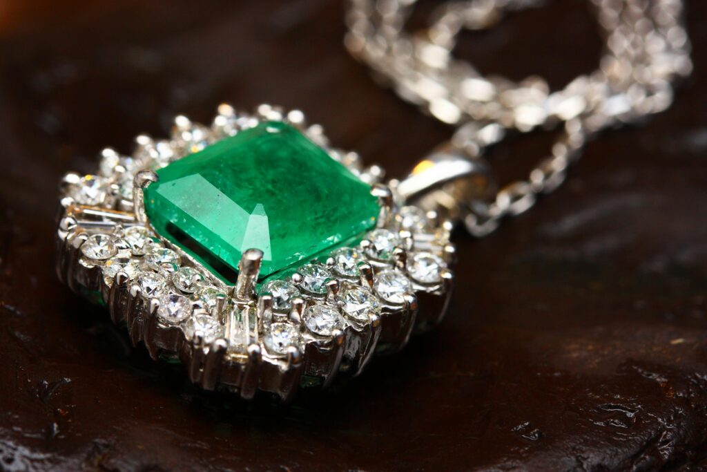authenticate luxury item
